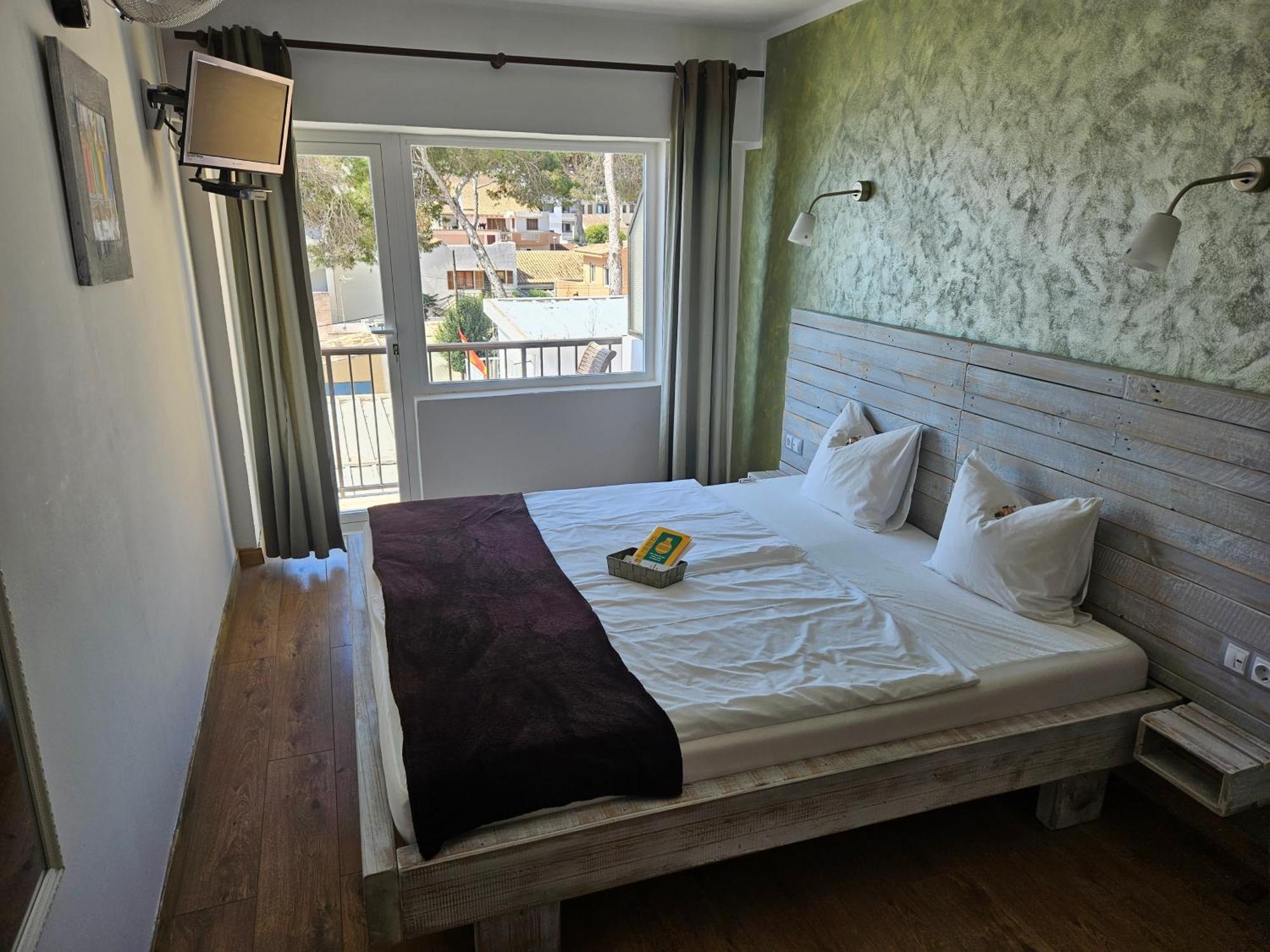 Seven Hostal Cala Millor  Dış mekan fotoğraf